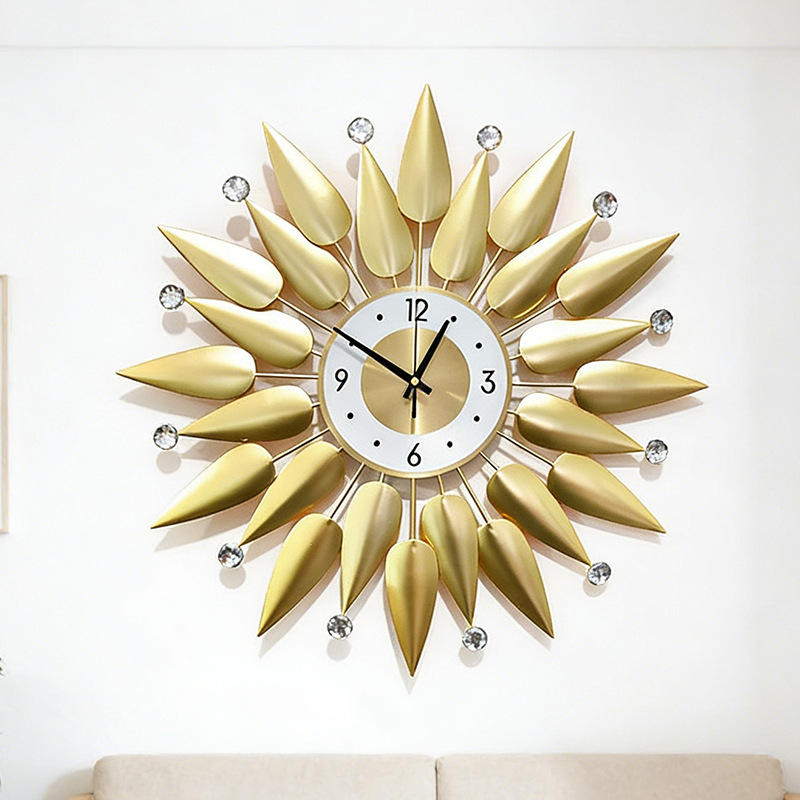 Luxury Wall Clock Metal Wall C - Luxury Lifestyle Hotel 评论和价格