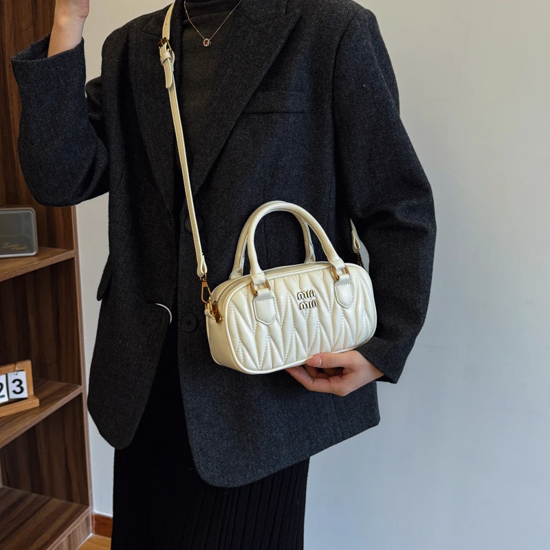 Women Luxury High End Leather  - Luxury Lifestyle Fashion 评论和价格
