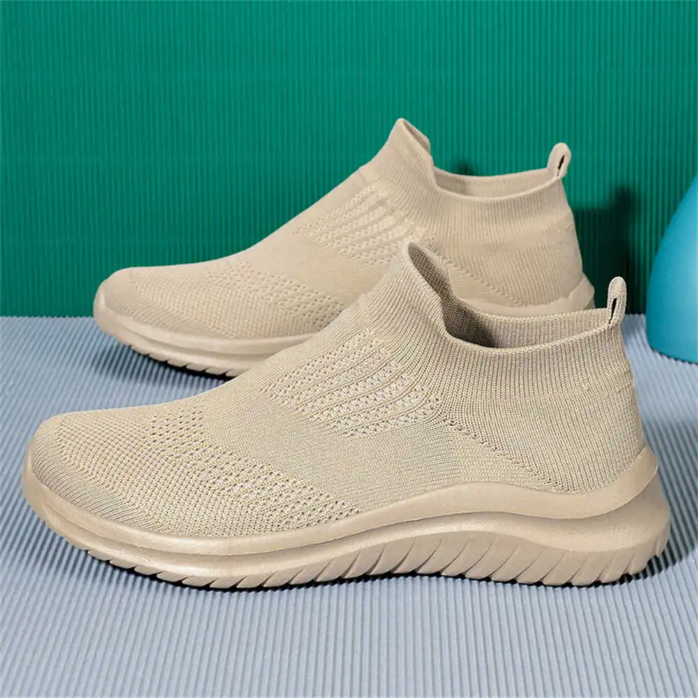 Beige Soft New Novelty Tennis  - Luxury Lifestyle Dark 评论和价格